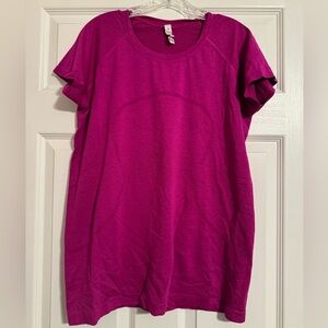 Lululemon Athletica Magenta Short Sleeve Tee